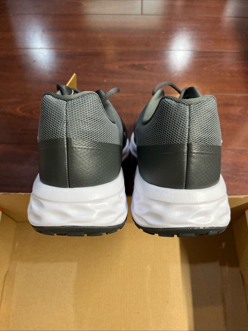 Mens 11 Nike Revolution 6 NN Iron Grey Shoes Running Walking DC3728 004 HALF BOX - Picture 5 of 16